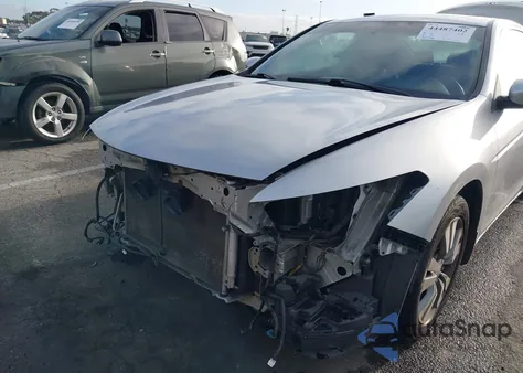 2010 Honda Accord 2.4 Ex-L from USA, damaged, VIN 1HGCS1B85AA016238